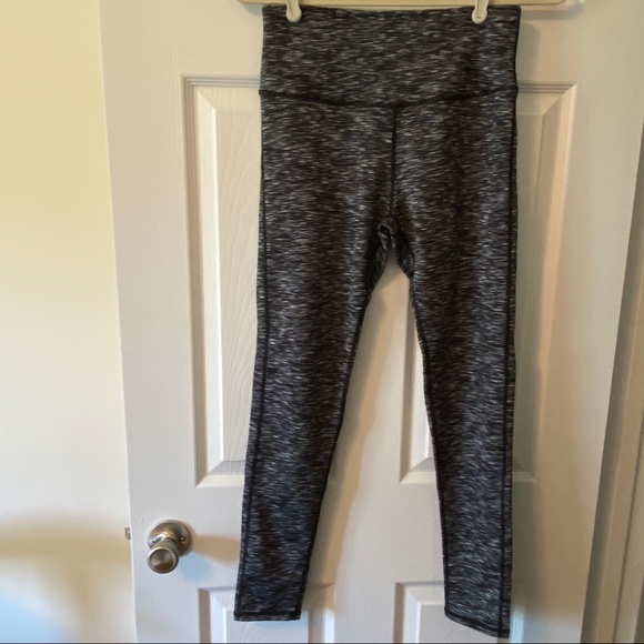 Queenieke Exercise Leggings - Picture 5 of 6